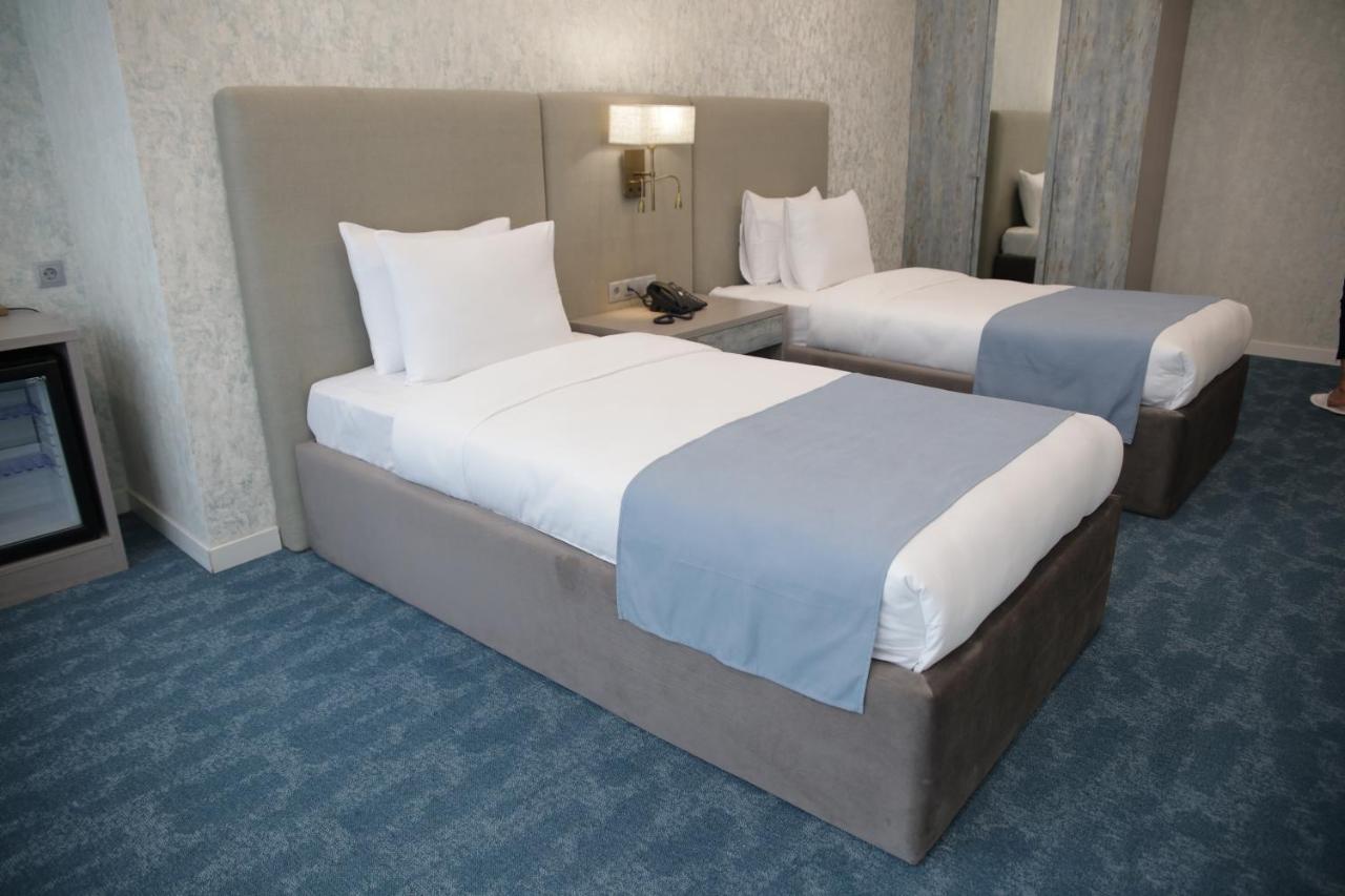 Meta Business Hotel By King David Tbilisi ภายนอก รูปภาพ