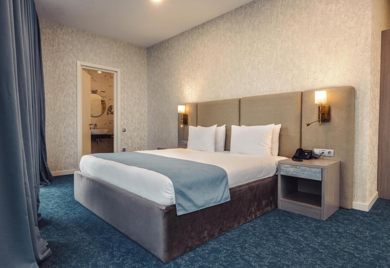 Meta Business Hotel By King David Tbilisi ภายนอก รูปภาพ