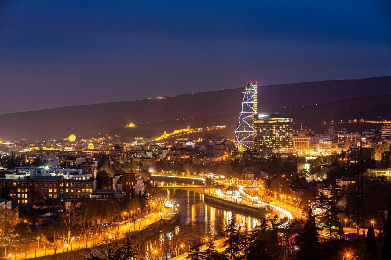 Meta Business Hotel By King David Tbilisi ภายนอก รูปภาพ